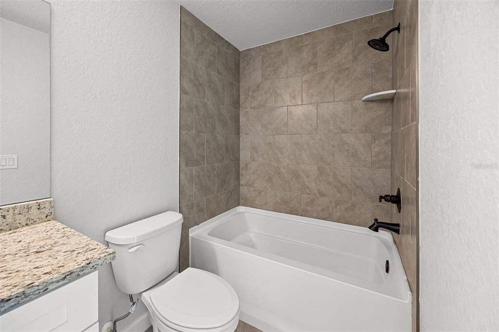 待售: $369,900 (3 贝兹, 2 浴室, 1745 平方英尺)