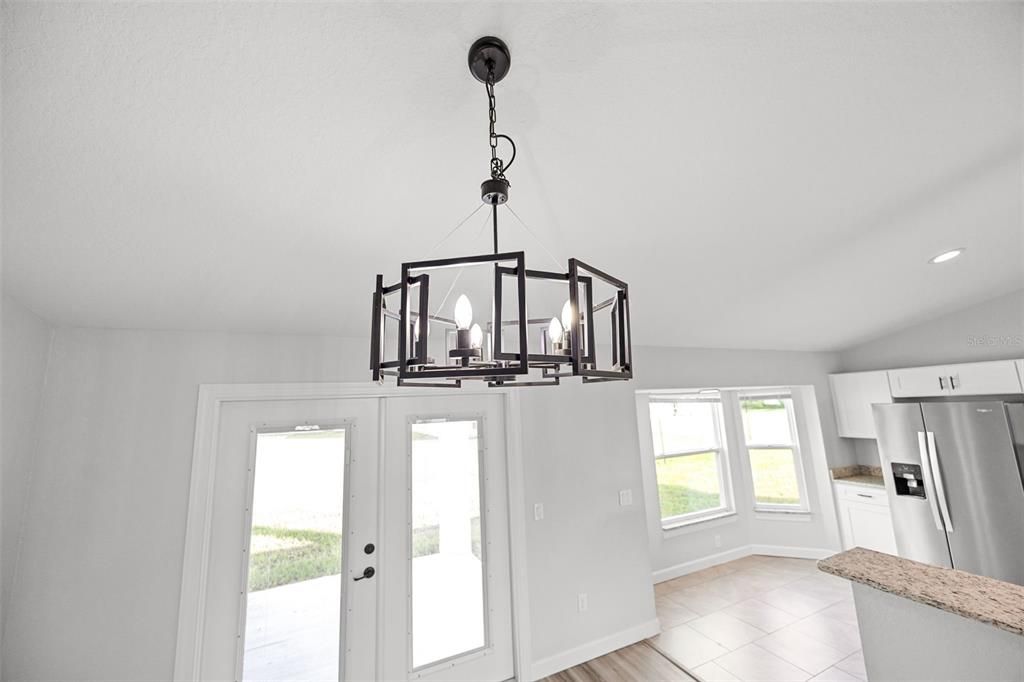 待售: $369,900 (3 贝兹, 2 浴室, 1745 平方英尺)