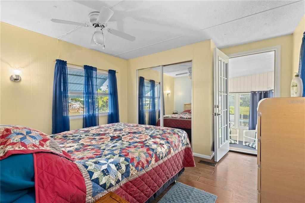 For Sale: $139,900 (2 beds, 1 baths, 744 Square Feet)