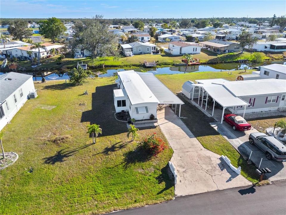 For Sale: $139,900 (2 beds, 1 baths, 744 Square Feet)