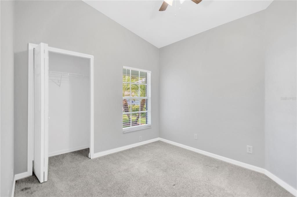 合同活跃: $1,895 (3 贝兹, 2 浴室, 1149 平方英尺)