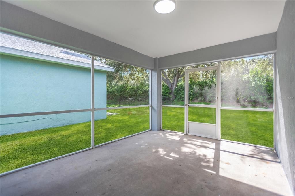 合同活跃: $1,895 (3 贝兹, 2 浴室, 1149 平方英尺)