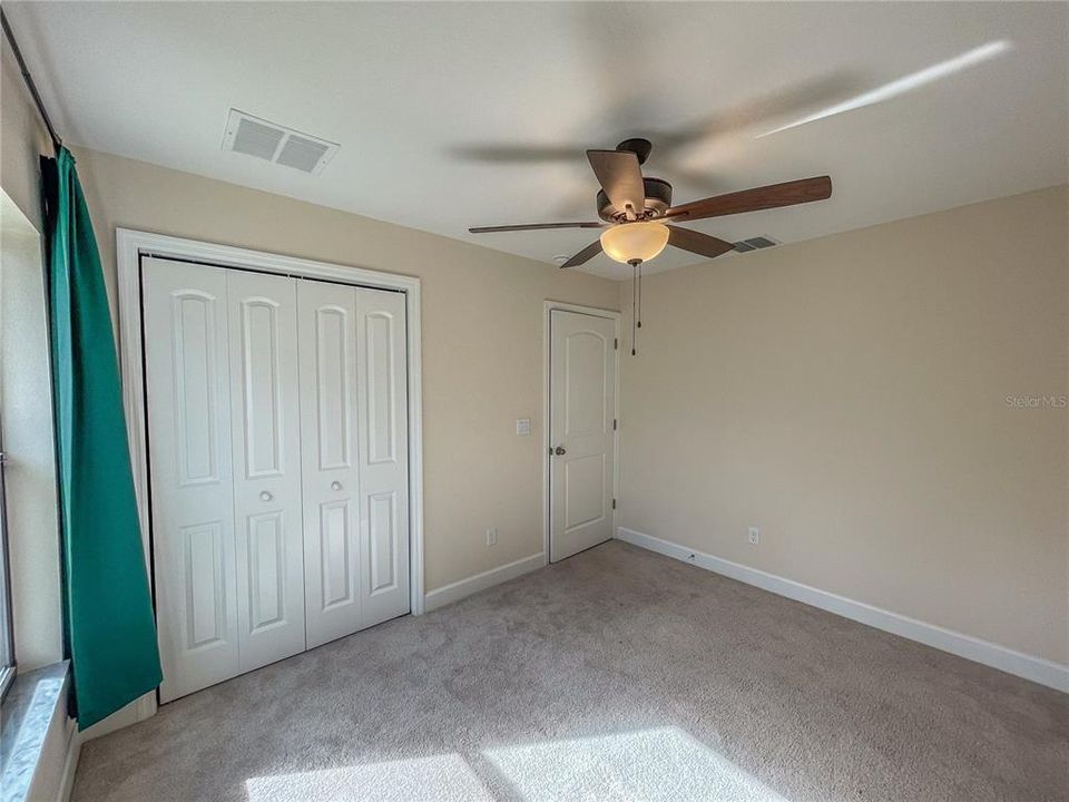 待售: $310,000 (3 贝兹, 2 浴室, 1328 平方英尺)