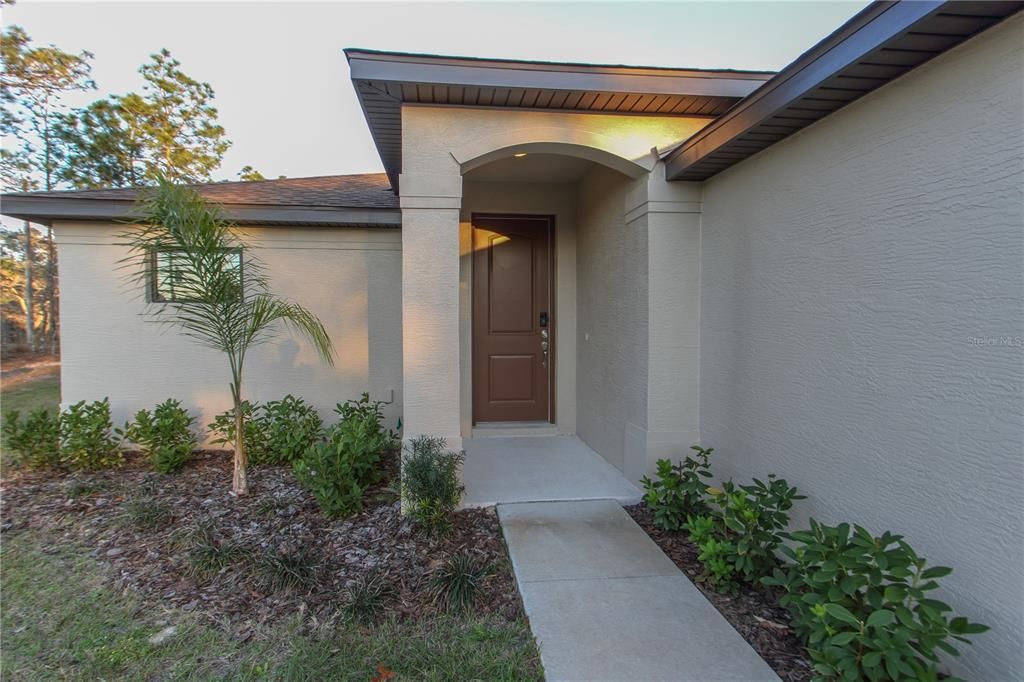 待售: $310,000 (3 贝兹, 2 浴室, 1328 平方英尺)