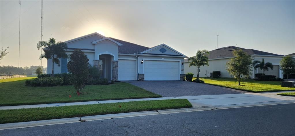 For Sale: $980,000 (4 beds, 4 baths, 2766 Square Feet)