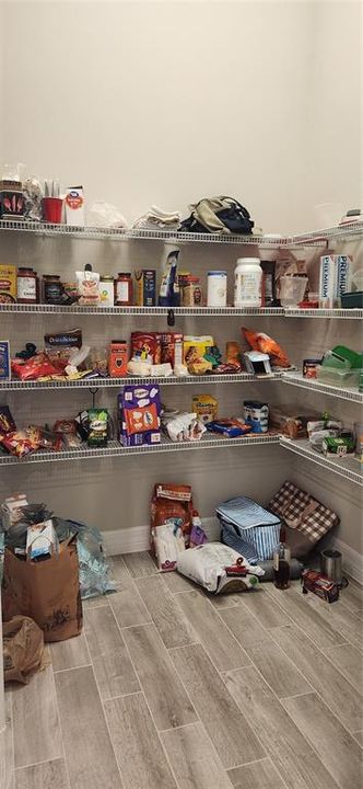 For Sale: $980,000 (4 beds, 4 baths, 2766 Square Feet)