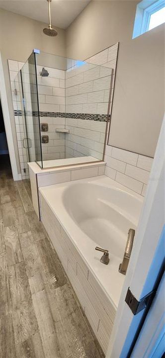 For Sale: $980,000 (4 beds, 4 baths, 2766 Square Feet)