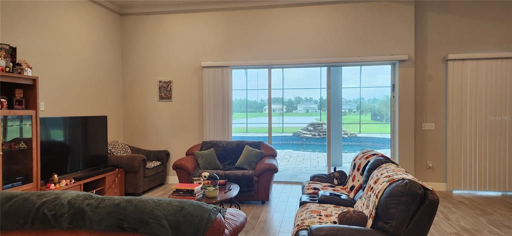 For Sale: $980,000 (4 beds, 4 baths, 2766 Square Feet)