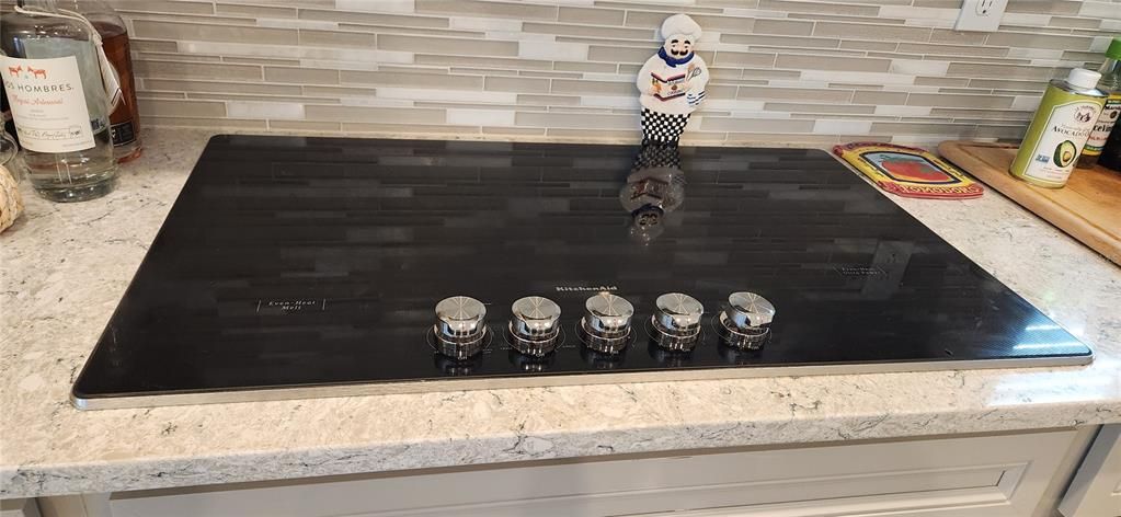 For Sale: $980,000 (4 beds, 4 baths, 2766 Square Feet)