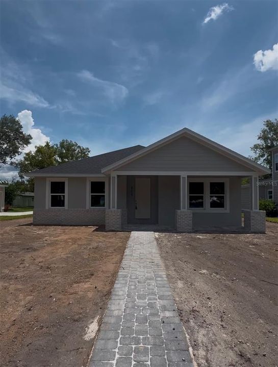 Active With Contract: $385,000 (3 beds, 2 baths, 1870 Square Feet)