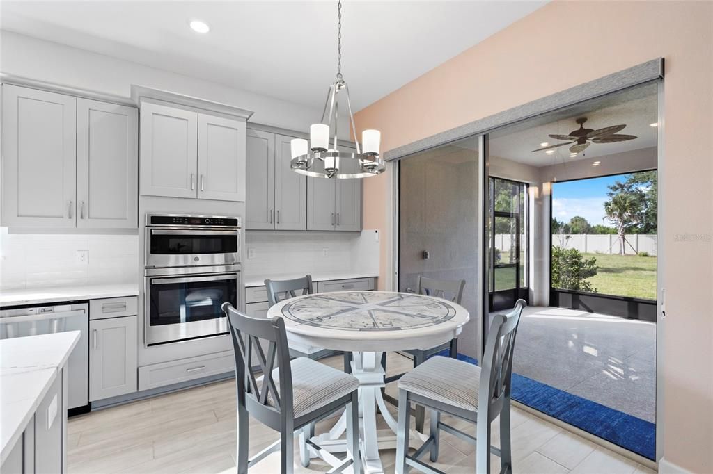 For Sale: $659,000 (3 beds, 3 baths, 2326 Square Feet)