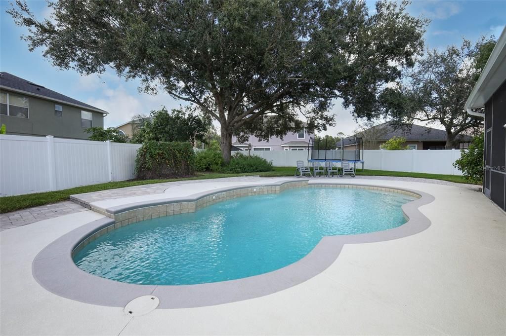 Active With Contract: $575,000 (4 beds, 2 baths, 2290 Square Feet)