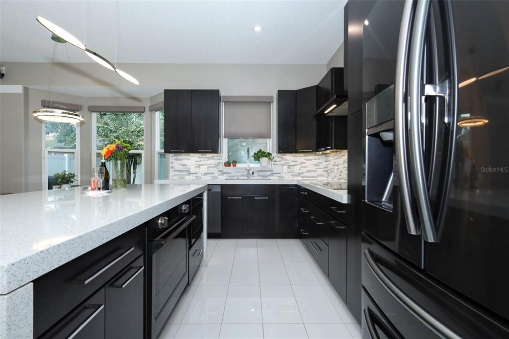 Active With Contract: $575,000 (4 beds, 2 baths, 2290 Square Feet)