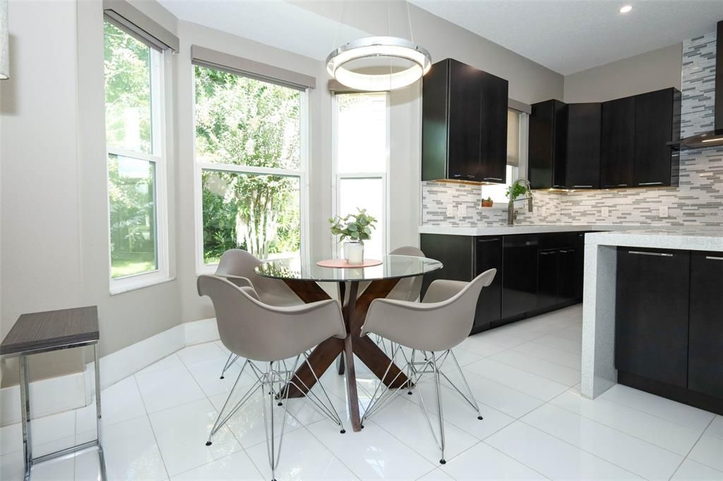 Active With Contract: $575,000 (4 beds, 2 baths, 2290 Square Feet)