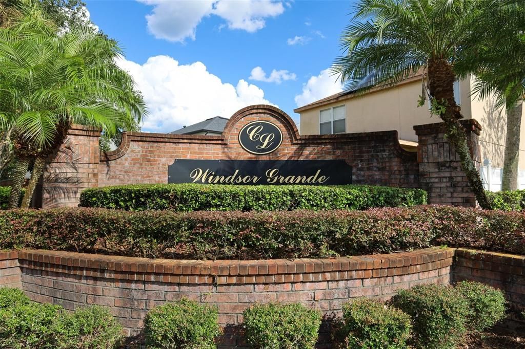 Active With Contract: $575,000 (4 beds, 2 baths, 2290 Square Feet)