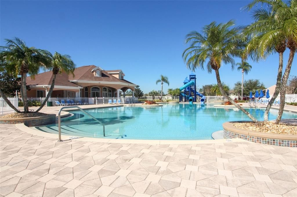 Active With Contract: $575,000 (4 beds, 2 baths, 2290 Square Feet)