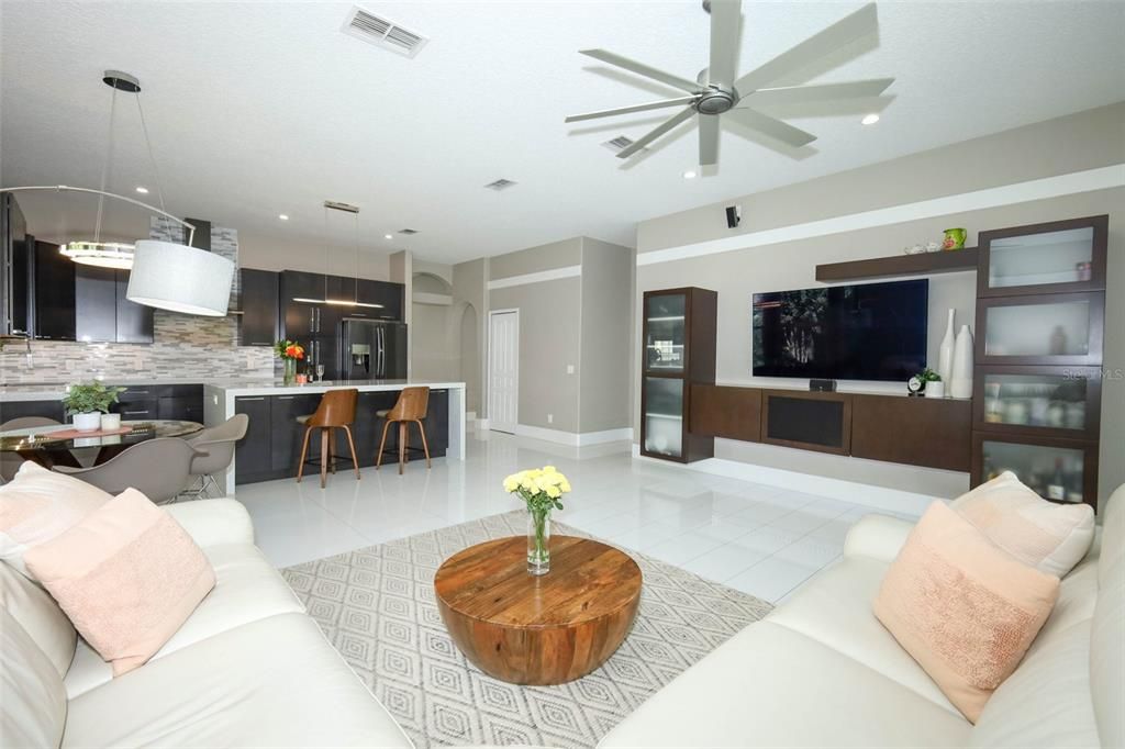 Active With Contract: $575,000 (4 beds, 2 baths, 2290 Square Feet)