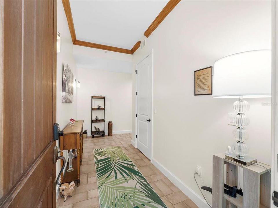 Под контрактом: $625,000 (2 спален, 2 ванн, 1688 Квадратных фут)