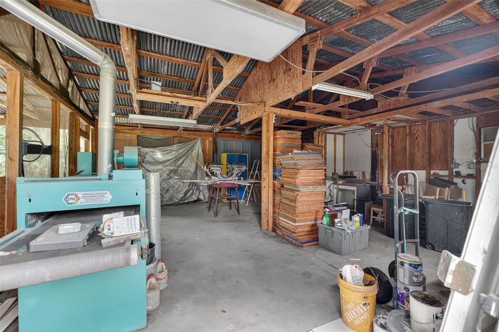 Active With Contract: $349,900 (2 beds, 1 baths, 1056 Square Feet)