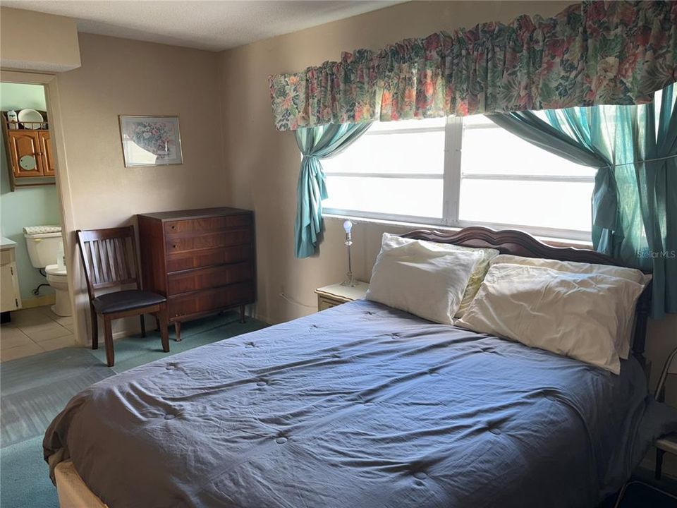 待售: $114,999 (1 贝兹, 1 浴室, 621 平方英尺)