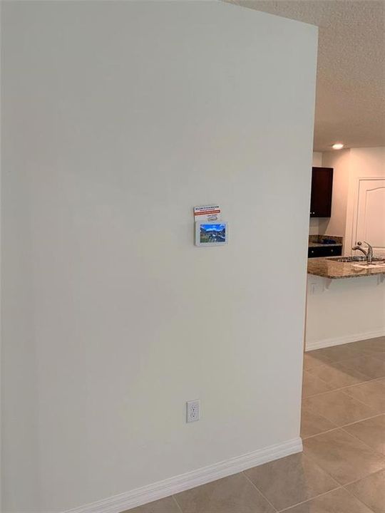 For Rent: $2,300 (4 beds, 2 baths, 1865 Square Feet)