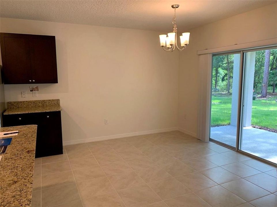 For Rent: $2,300 (4 beds, 2 baths, 1865 Square Feet)