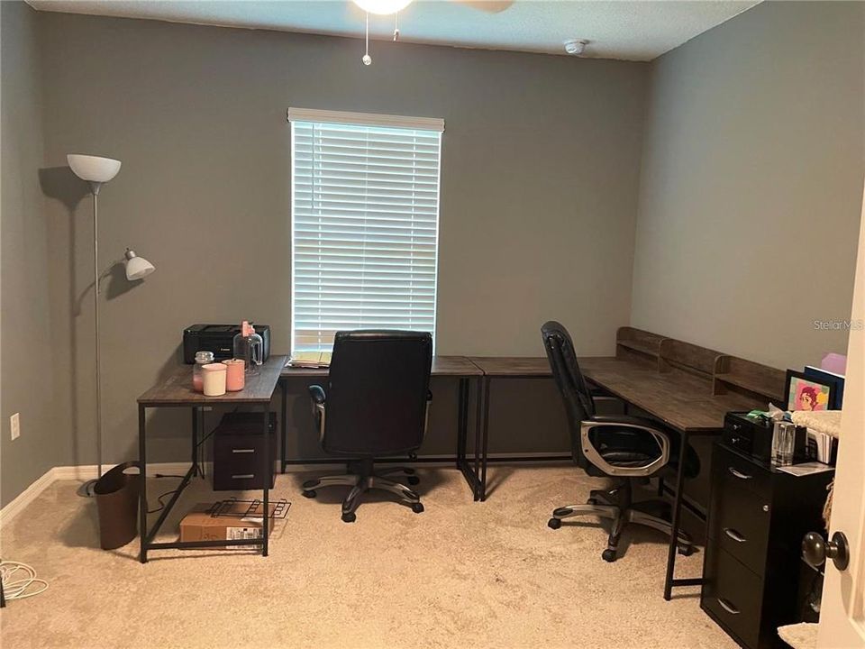 For Rent: $2,300 (4 beds, 2 baths, 1865 Square Feet)