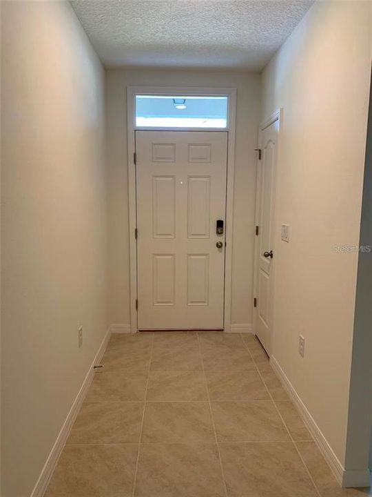 For Rent: $2,300 (4 beds, 2 baths, 1865 Square Feet)