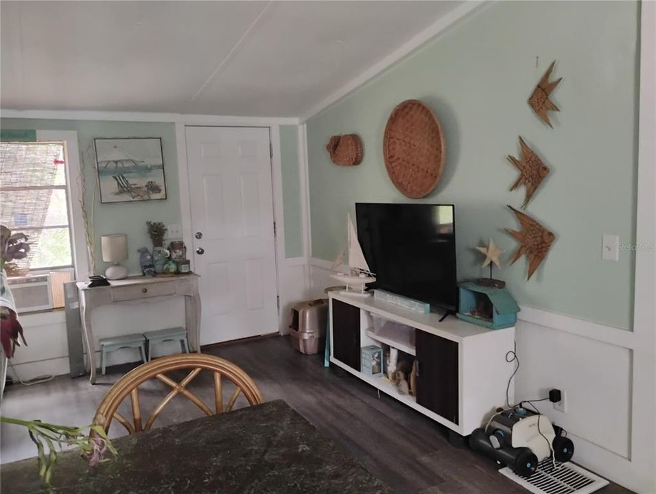 Activo con contrato: $249,900 (3 camas, 2 baños, 1216 Pies cuadrados)