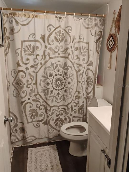 Activo con contrato: $249,900 (3 camas, 2 baños, 1216 Pies cuadrados)