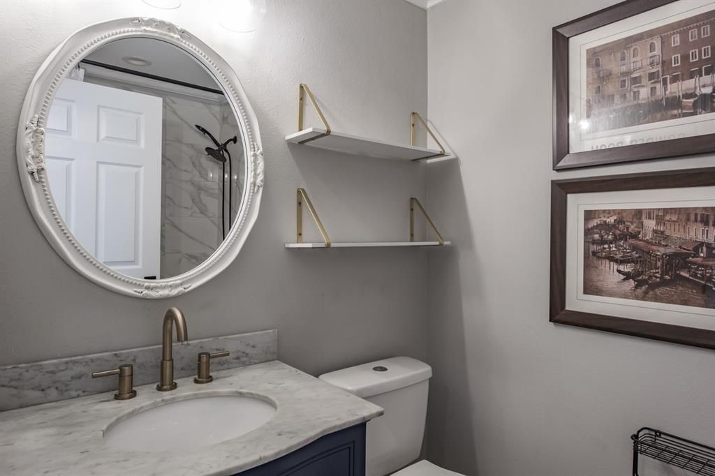 На продажу: $849,000 (5 спален, 3 ванн, 3915 Квадратных фут)