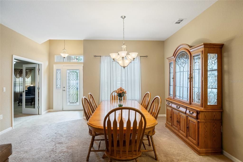 For Sale: $625,000 (4 beds, 3 baths, 2799 Square Feet)