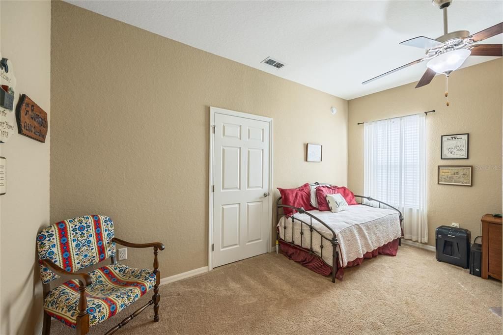 For Sale: $625,000 (4 beds, 3 baths, 2799 Square Feet)