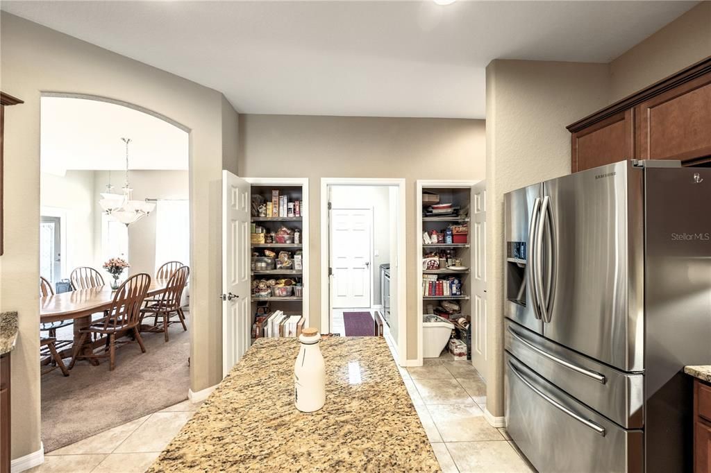 For Sale: $625,000 (4 beds, 3 baths, 2799 Square Feet)