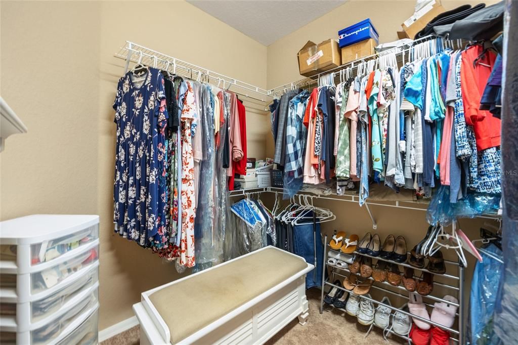 For Sale: $625,000 (4 beds, 3 baths, 2799 Square Feet)