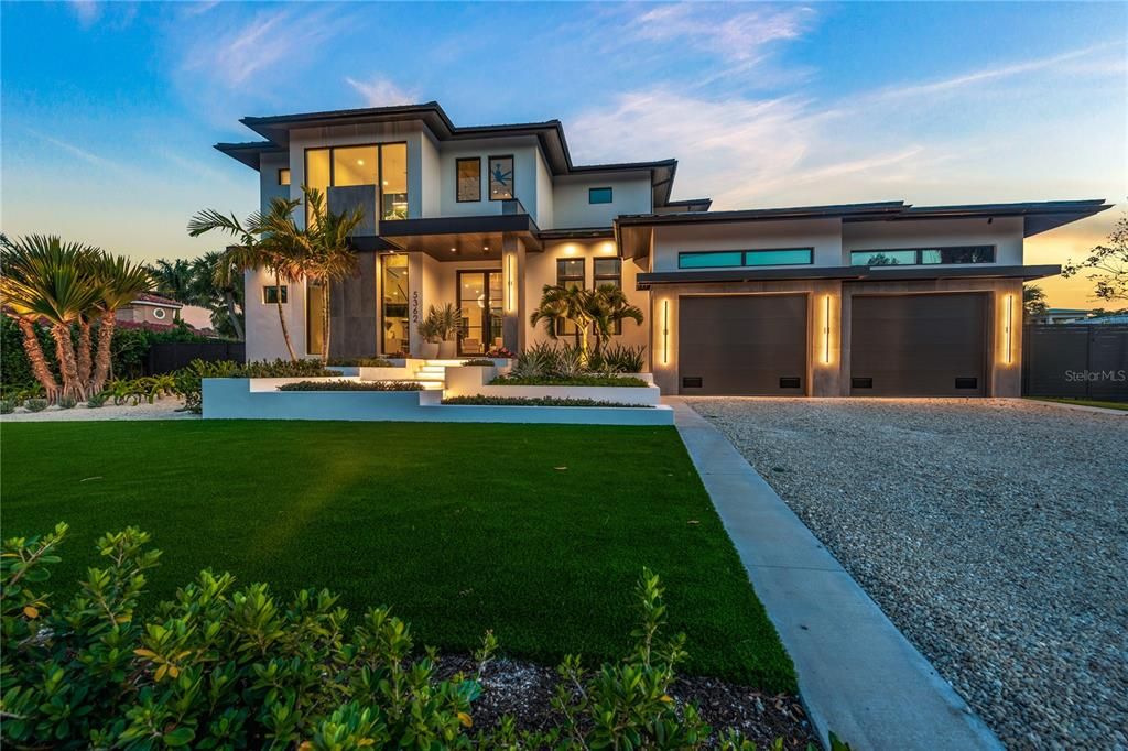 待售: $5,649,000 (3 贝兹, 3 浴室, 4294 平方英尺)