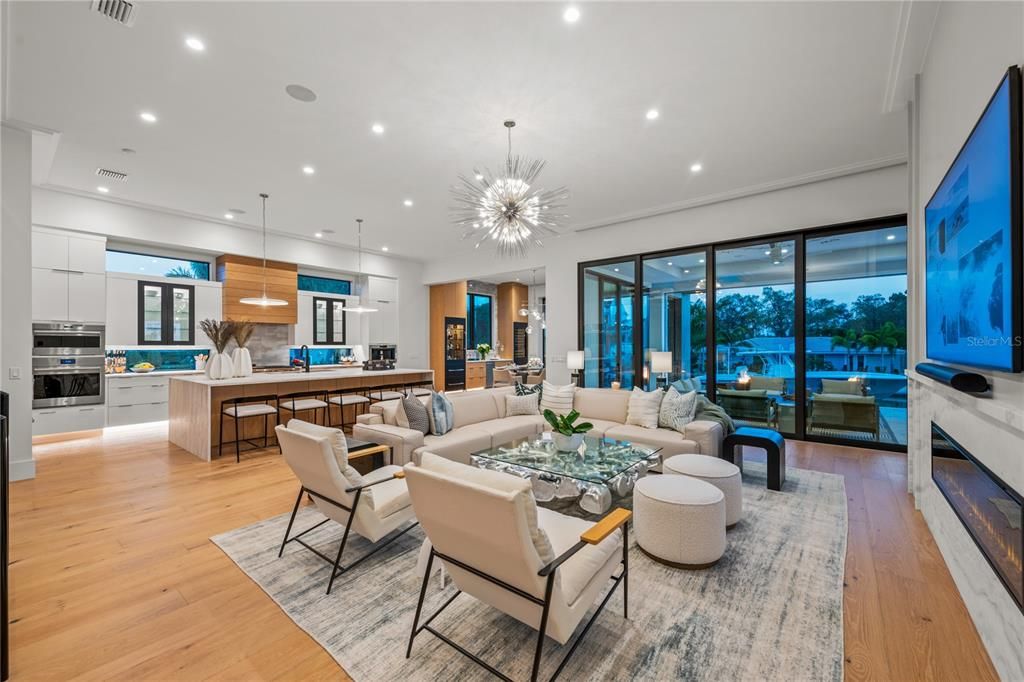 待售: $5,649,000 (3 贝兹, 3 浴室, 4294 平方英尺)