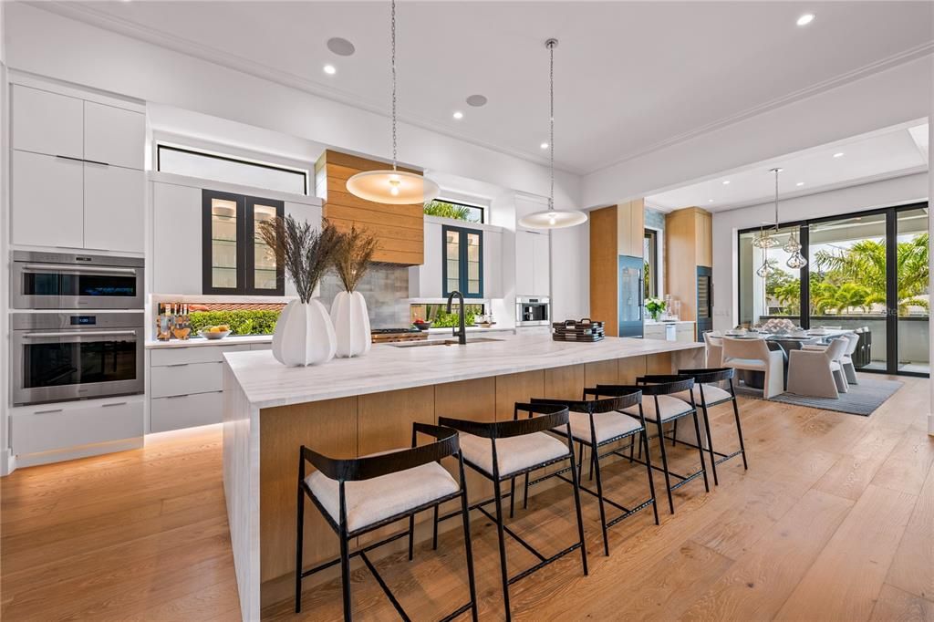 待售: $5,649,000 (3 贝兹, 3 浴室, 4294 平方英尺)