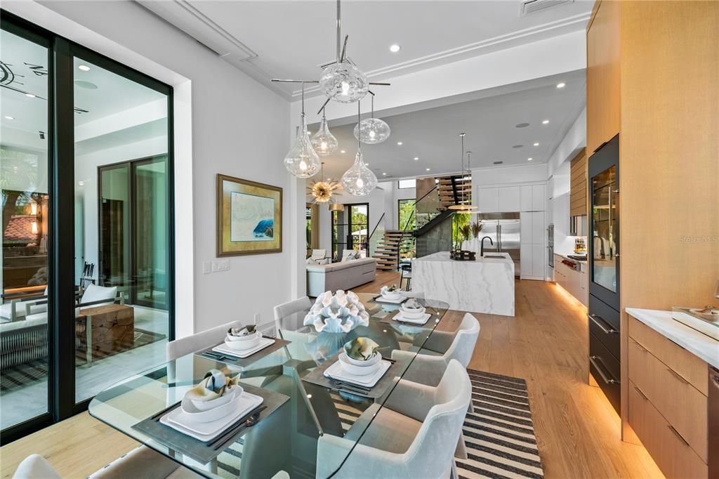 待售: $5,649,000 (3 贝兹, 3 浴室, 4294 平方英尺)