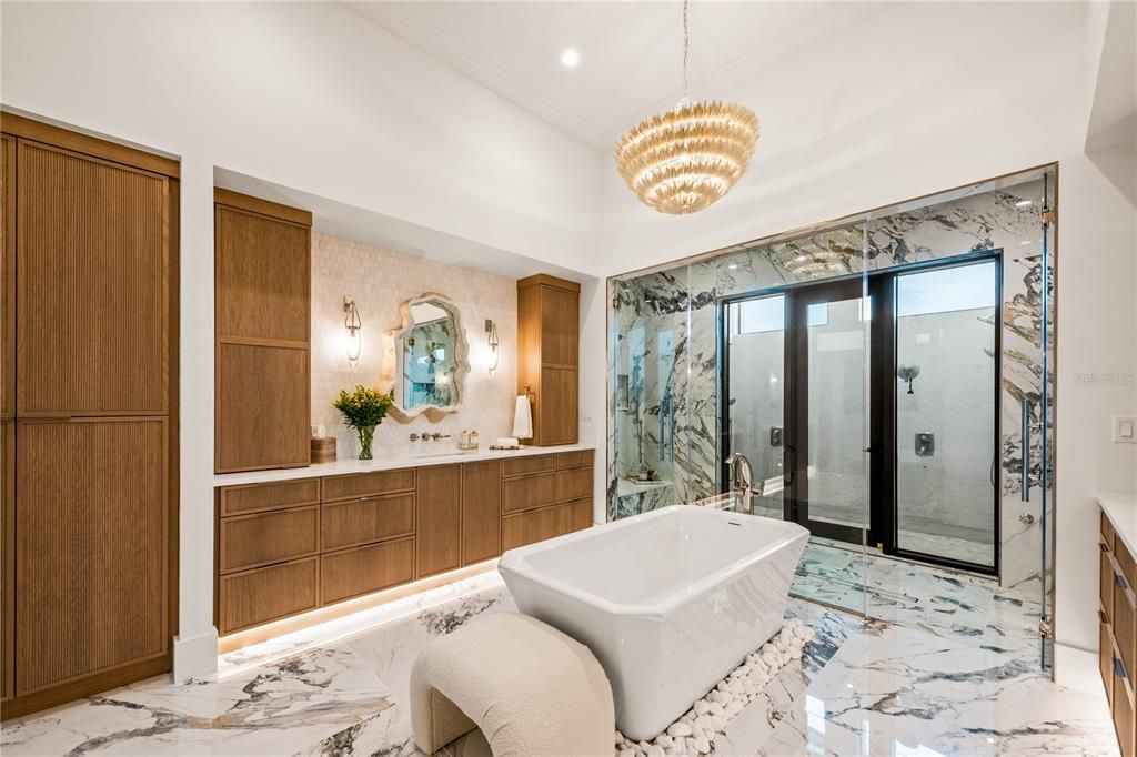 待售: $5,649,000 (3 贝兹, 3 浴室, 4294 平方英尺)