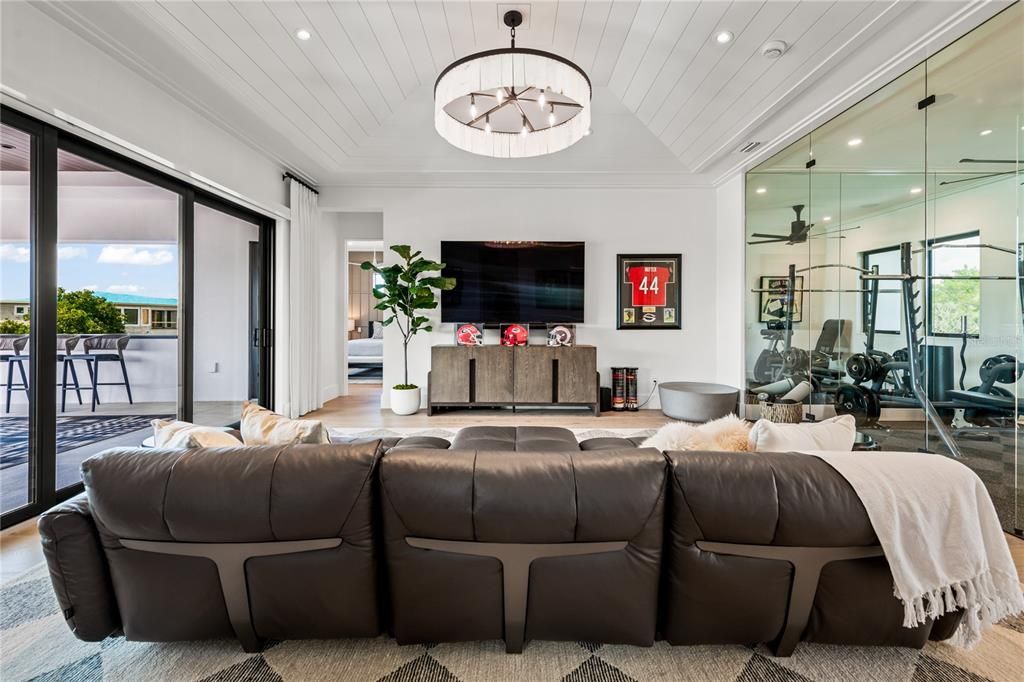 待售: $5,649,000 (3 贝兹, 3 浴室, 4294 平方英尺)