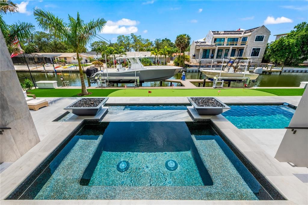 待售: $5,649,000 (3 贝兹, 3 浴室, 4294 平方英尺)