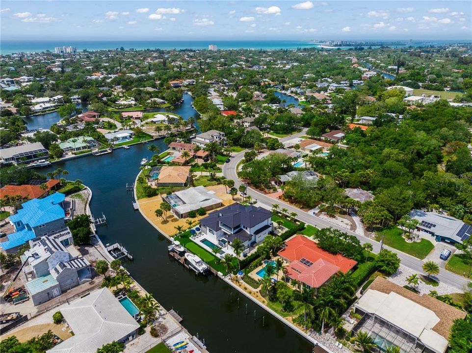 待售: $5,649,000 (3 贝兹, 3 浴室, 4294 平方英尺)