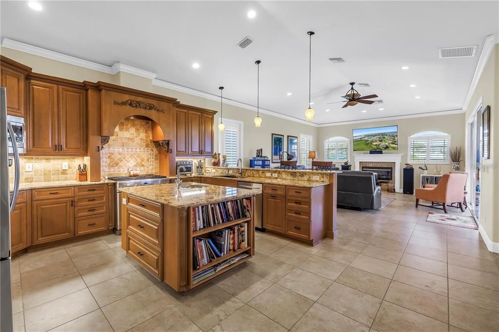 For Sale: $1,299,000 (4 beds, 4 baths, 3588 Square Feet)