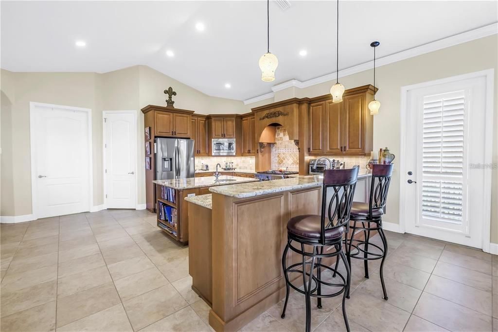 For Sale: $1,299,000 (4 beds, 4 baths, 3588 Square Feet)