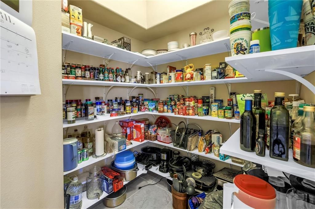 For Sale: $1,299,000 (4 beds, 4 baths, 3588 Square Feet)