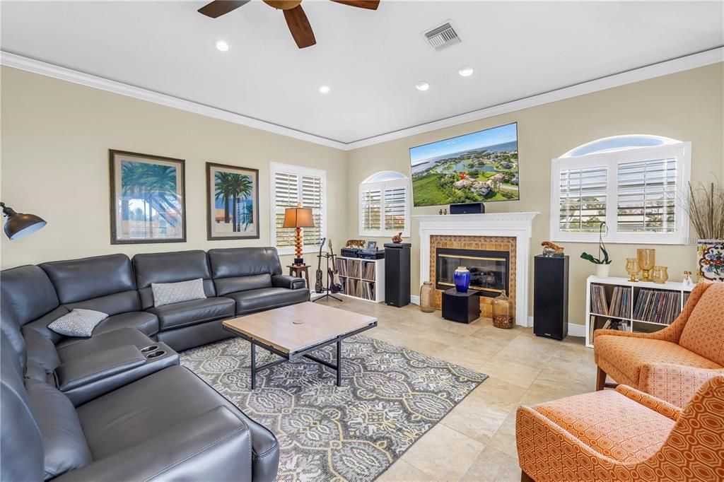 For Sale: $1,299,000 (4 beds, 4 baths, 3588 Square Feet)