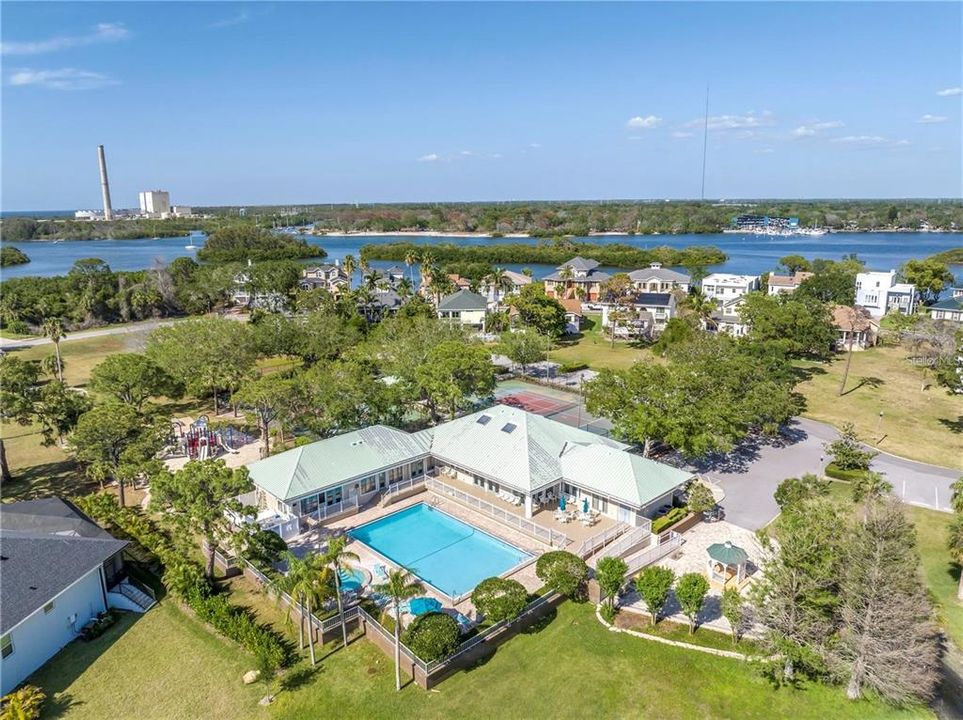 For Sale: $1,299,000 (4 beds, 4 baths, 3588 Square Feet)