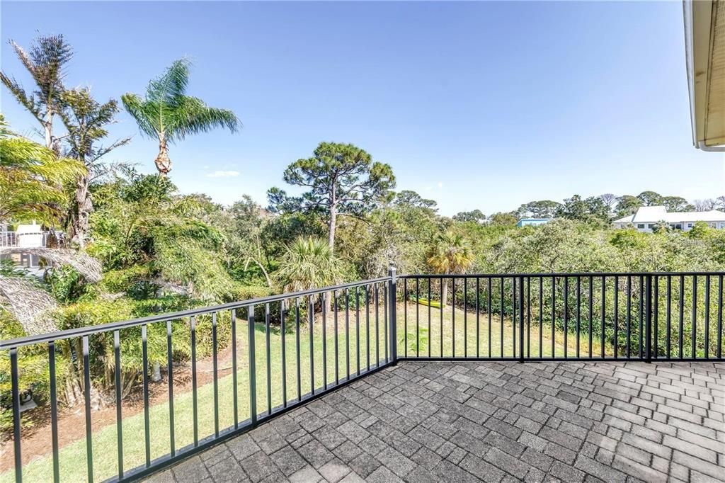 For Sale: $1,299,000 (4 beds, 4 baths, 3588 Square Feet)