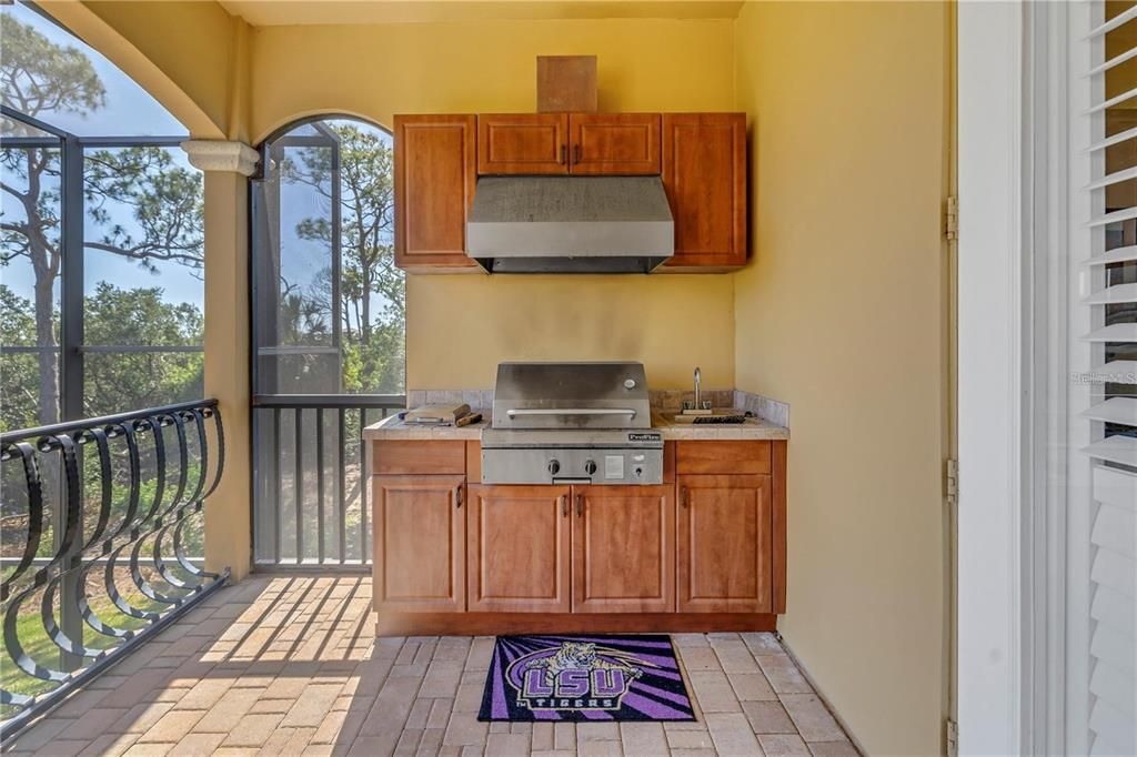 For Sale: $1,299,000 (4 beds, 4 baths, 3588 Square Feet)